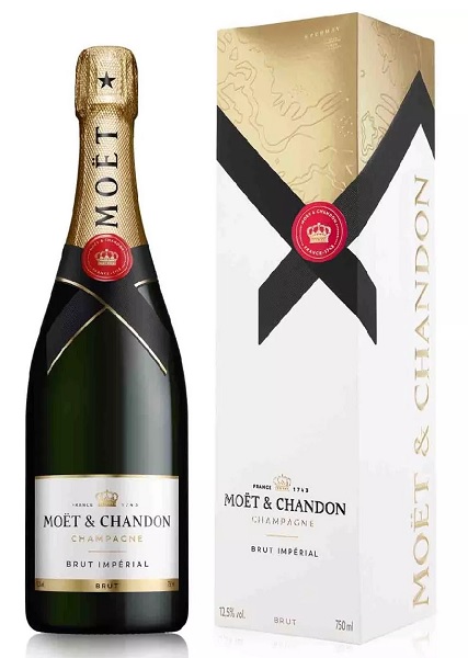 Moet & Chandon Impérial Brut NV 75cl in Gift Box